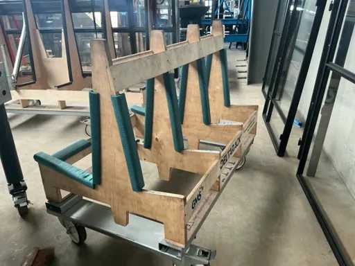 Deltarack GMS Glasbok