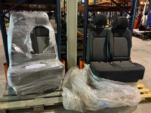 MAN/VW Diverse passagierszetels (2x)