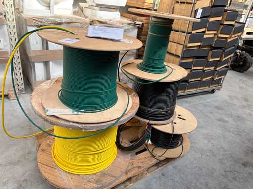 Spule mit Datenkabel (6x)