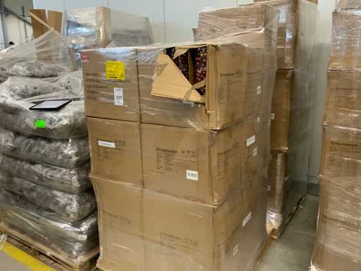 Palline di Natale su pallet (2x)