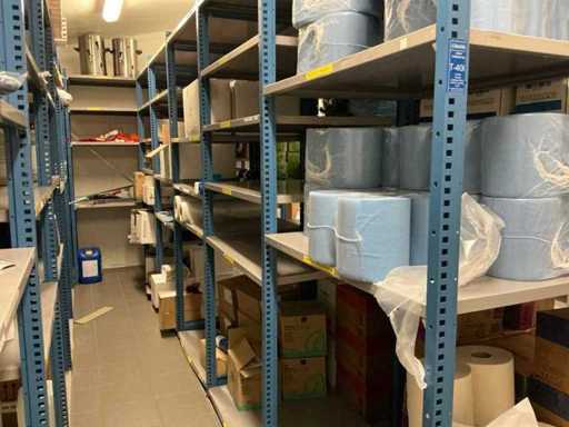 Partij schoonmaakmiddelen en disposables