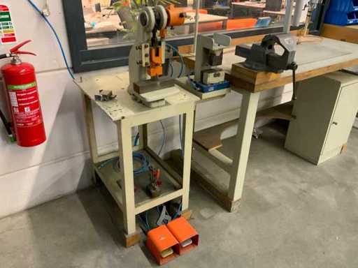 Doedijns Pneumatische pers