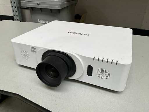 Hitachi CP-WU8450 Projector