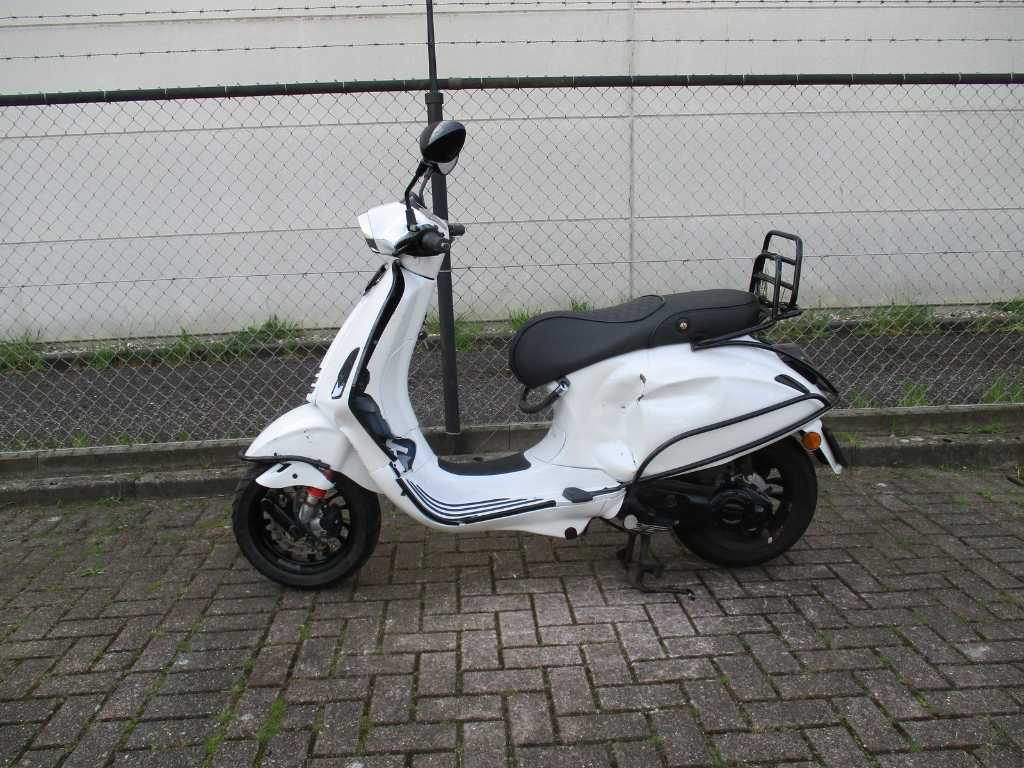 Vespa - Snorscooter - Sprint Custom 4T Injectie - Scooter