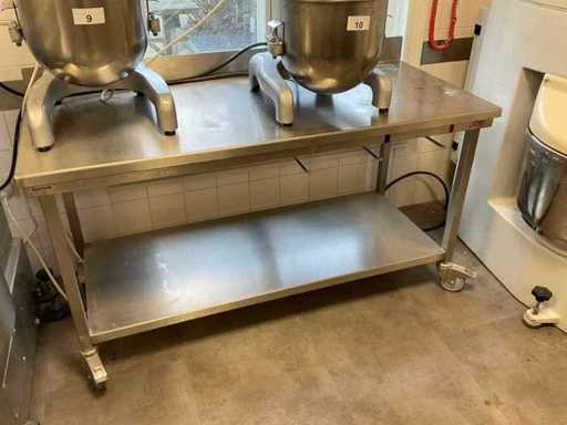 Mobiler Arbeitstisch aus Edelstahl