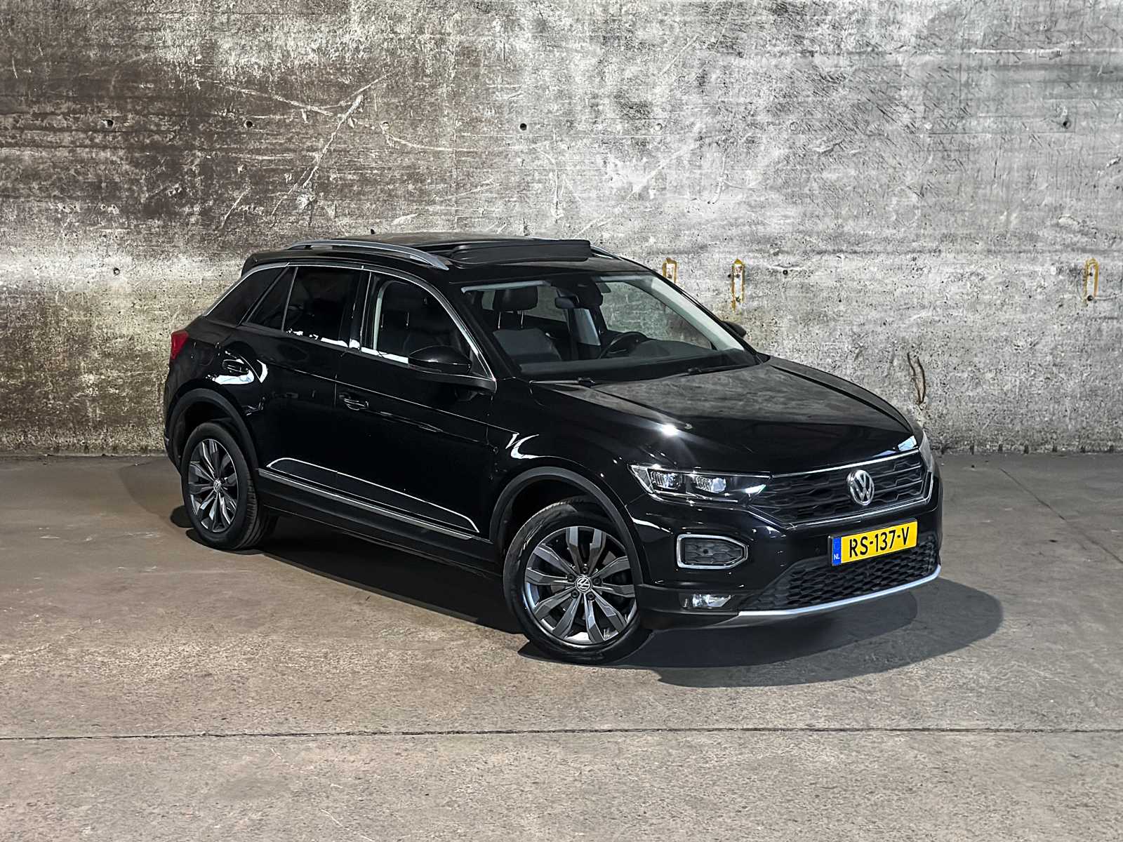 Volkswagen T-Roc 1.0 TSI Style 116pk 2018 (Origineel-NL), RS-137-V