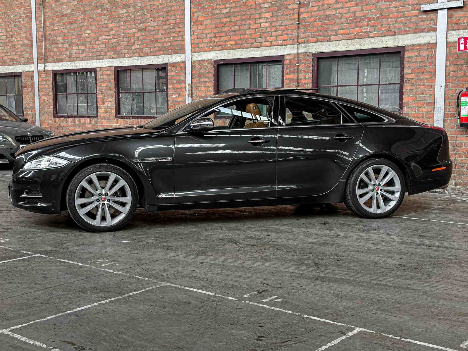 Jaguar XJ 3.0 V6D Portfolio 275pk 2012