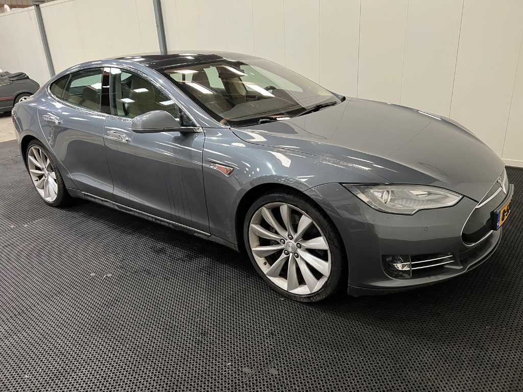 Tesla s deals 85 2013