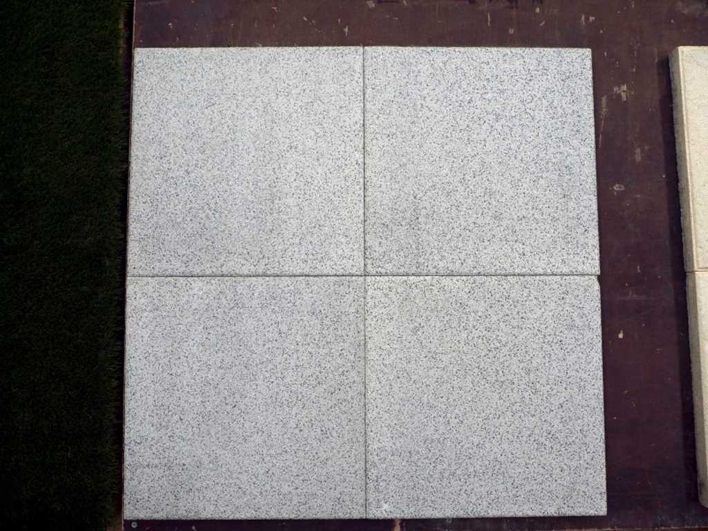 Concrete garden tiles 19,2m²
