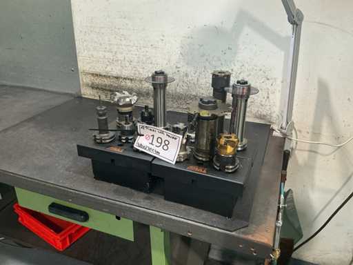 RAU - Posten SK-40 Werkzeugaufnahmen bestückt (12x)