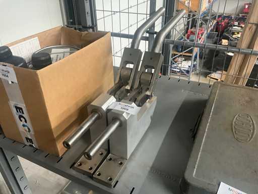 Pince en acier inoxydable (2x)