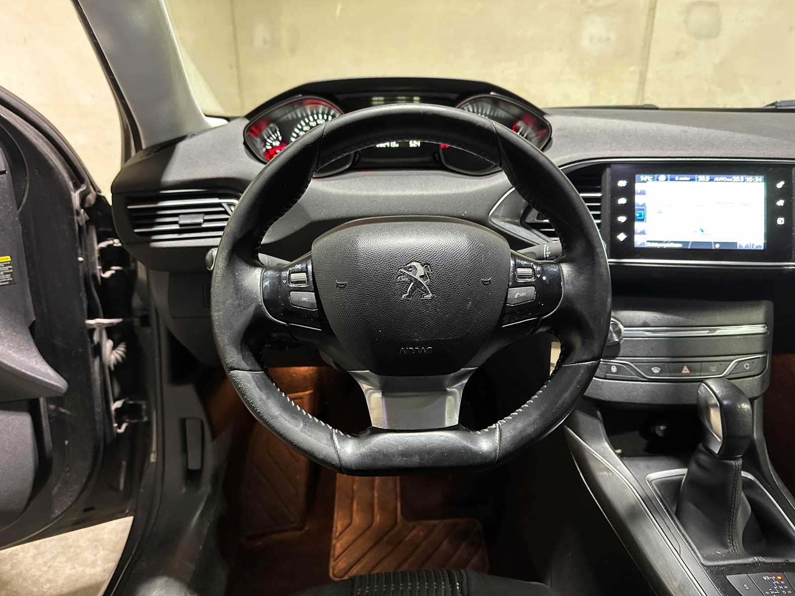 Peugeot 308 SW 1.2 PureTech Blue Lease Premium 131pk 2017 (Origineel-NL), KZ-947-L