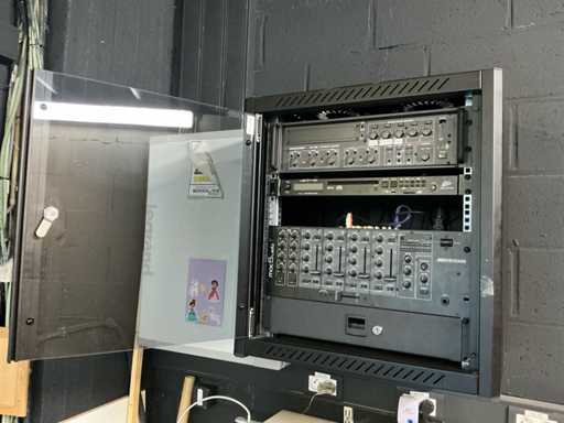 Lot audio apparatuur