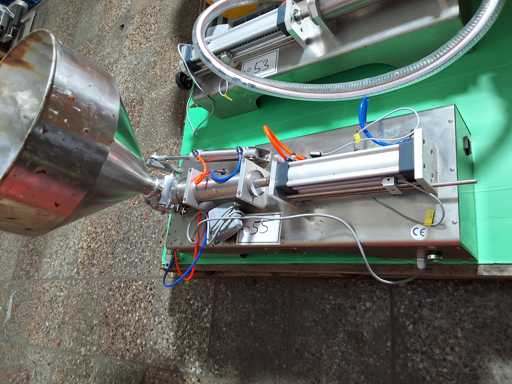   Pneumatic Filling MachineVEVOR Model OMG