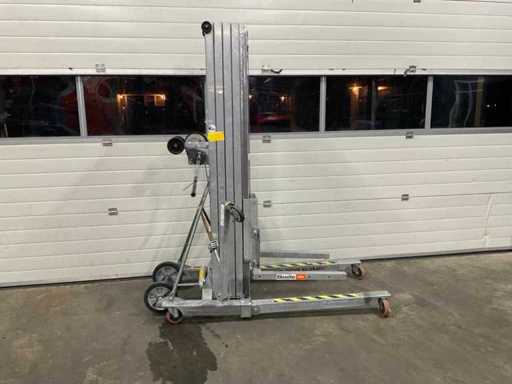 2017 Sumner 2124 Channel Elevator