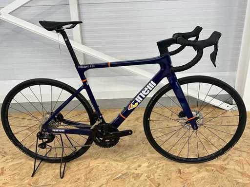 Cinelli Pressure ADR Rennrad