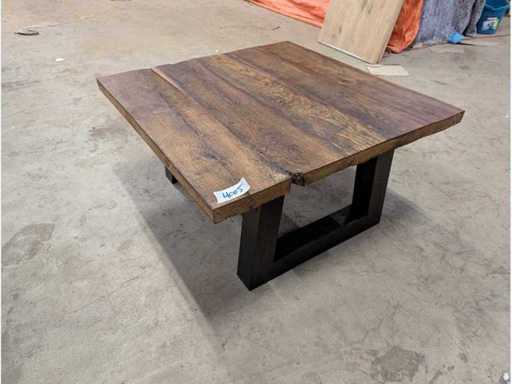 Tavolino da caffè in vecchia quercia 90x90cm