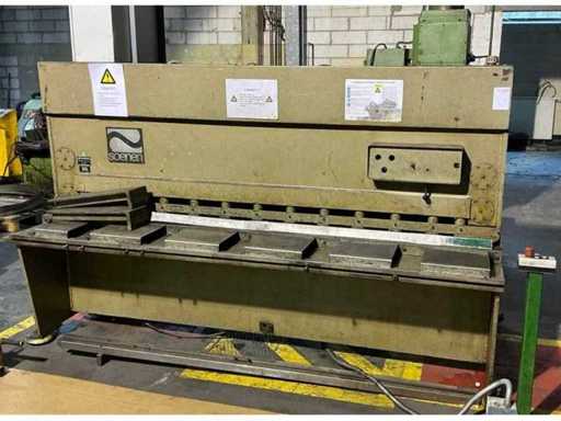 Warehouse equipment, rolling, industrial electrical