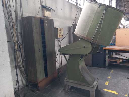 Przemysłowy mieszacz bębnowy / mieszacz beczkowy (obrotowy tumbler)