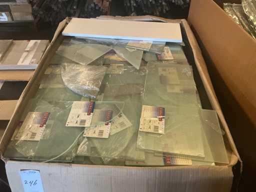 Lot d’étagères murales en verre Duraline