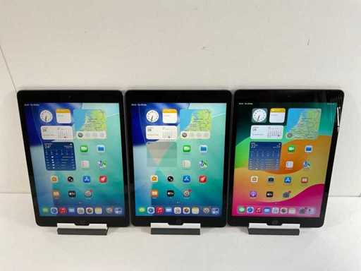 Apple iPad 8th Gen - Wi-Fi - 32 GB - Space Gray (3x)