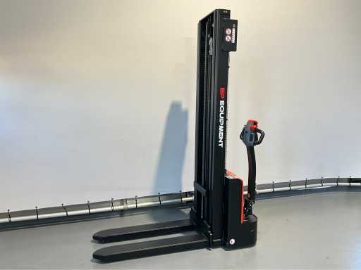 EP - ESL 122  3,6 meter - Stapelaar