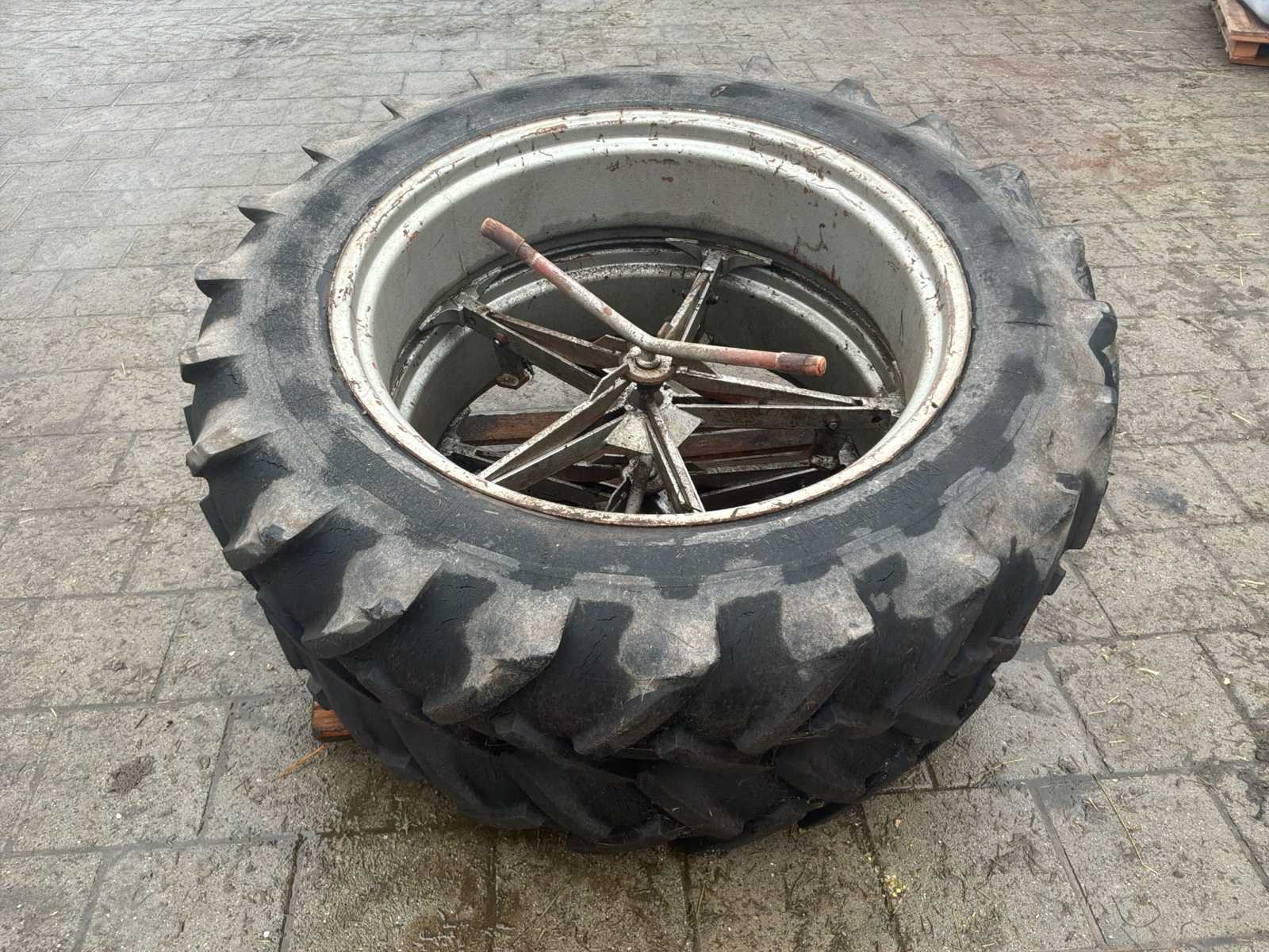 Michelin Bibagrip tractor tire (2x)