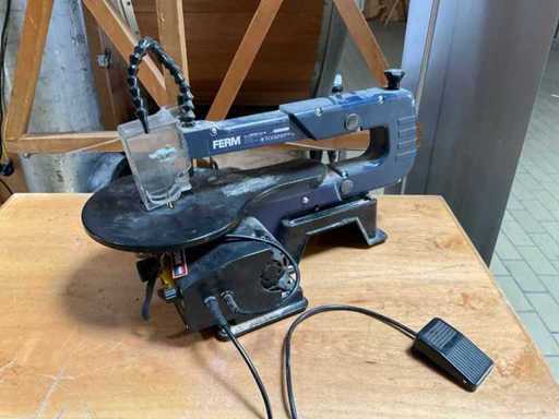 Ferm SSM1007 Jigsaw Machine with pedal
