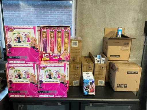 Imprezuj z zabawkami, światłami LED i pierścieniami do selfie