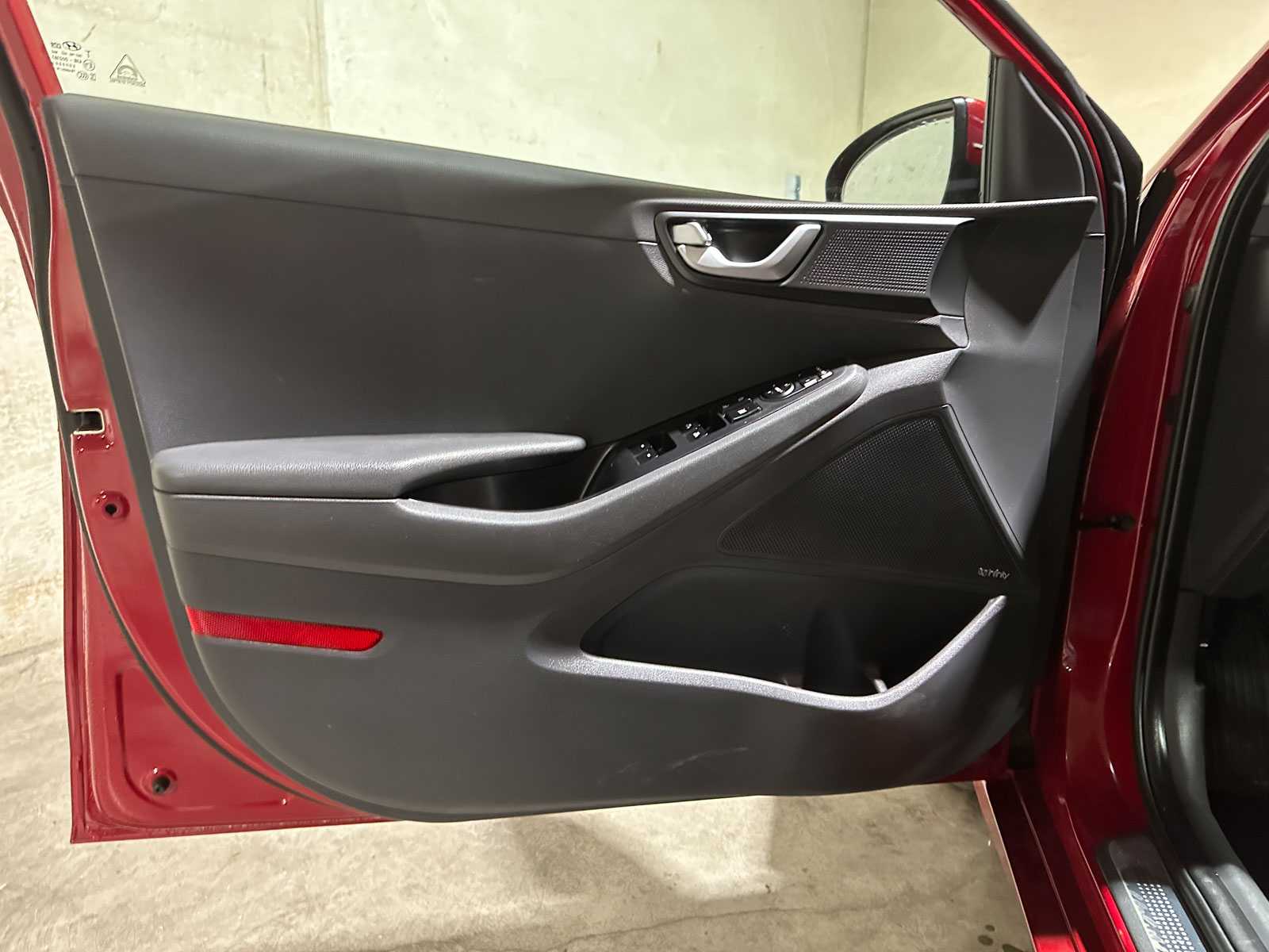 Hyundai IONIQ 1.6 GDi Comfort 141pk 2019 Plug-In Hyrbid (Origineel-NL), XS-254-P