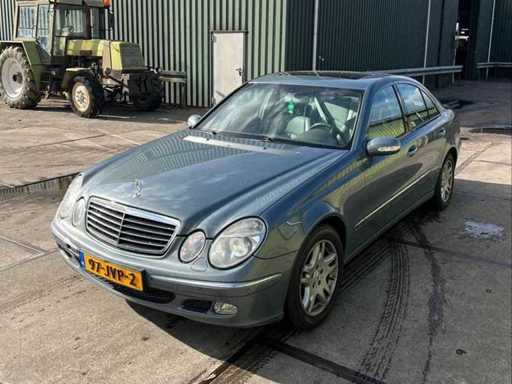Mercedes-Benz E-Class 240 Elegance 4-Matic Passenger Car 2004