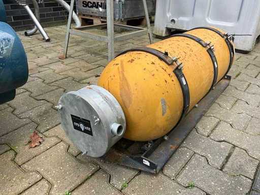 Gasflasche auf Halterung