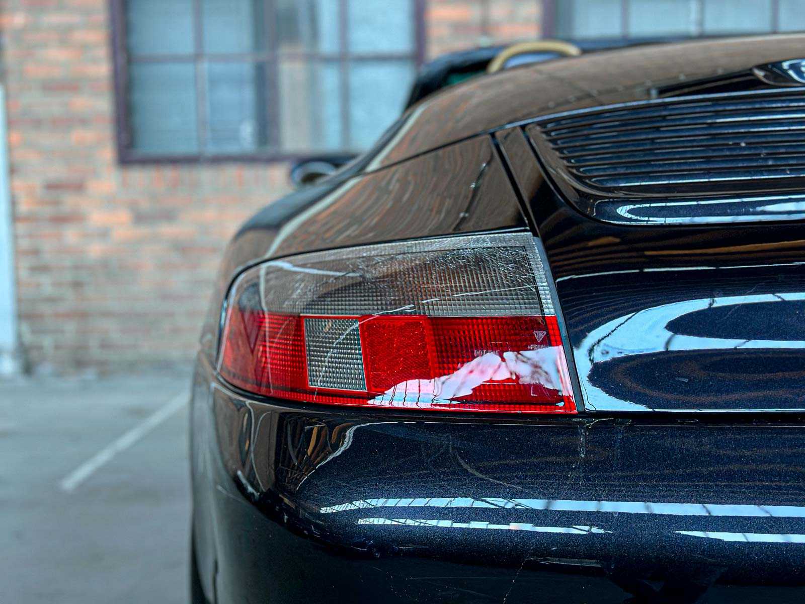 Porsche 911 Carrera Cabriolet 3.6 996 320pk 2004 HANDGESCHAKELD -Youngtimer-