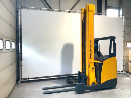 Jungheinrich ETV 320 Reach truck, battery 2018, spoons 160cm