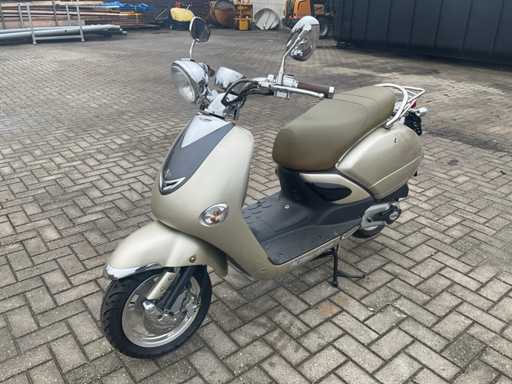 Killerbee Custom elektrische Scooter ongebruikt