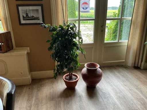 Artificial plant and flower pot