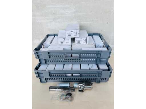 VALENTIN (X24) - Sifon de chiuvetă din alamă cromată cu priză de perete 