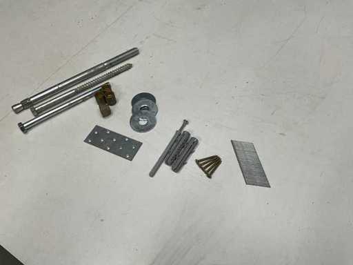 Partij diverse bevestigingsmaterialen