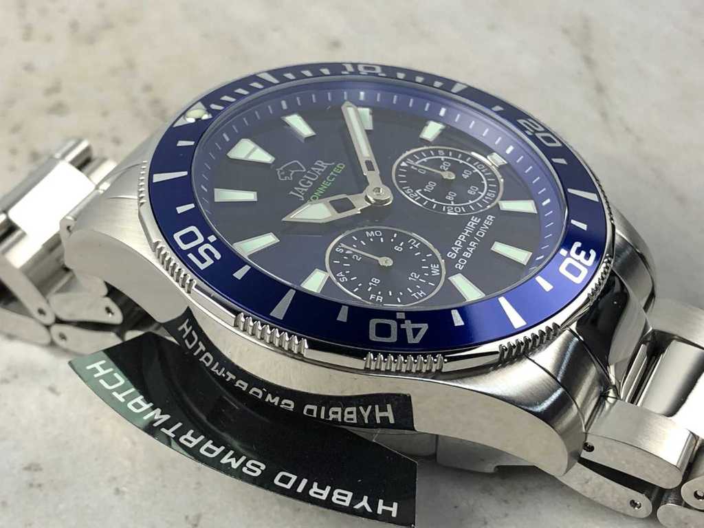 Jaguar Diver Connected J888/1 Men\'s Watch | Troostwijk Auctions