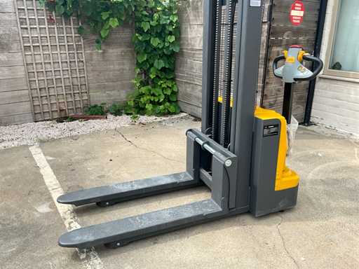 2025 Nycheki EW15 Gerbeur électrique