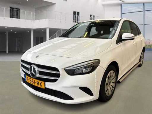 Mercedes-Benz B200d automat, R-561-RK