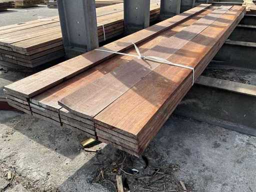 Tavola di rivestimento in legno duro 4000x20x200 mm (19x)