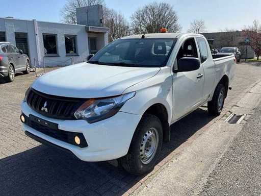 2016 Mitsubishi L200 Light Truck