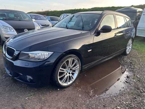 BMW - 318 Touring AUTOMATIC- CL. M Sp. Ed. - GERMAN PAPERS (formerly 90-ZLH-6)