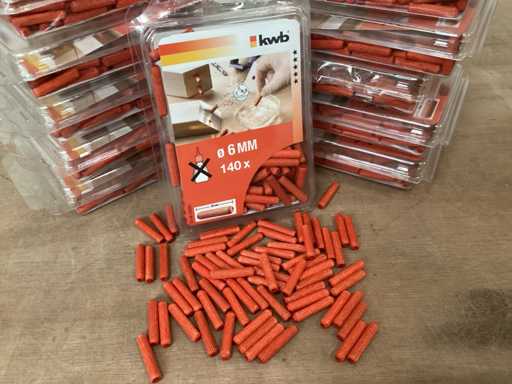 KWB dowels 6 mm, pre-glued (52x)