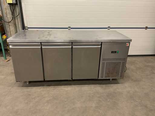 Vitrus 3 deurs koelwerkank