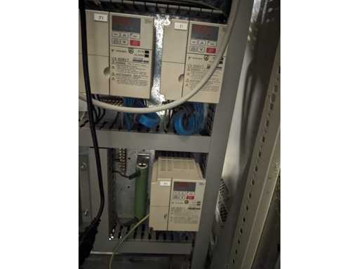 YASKAWA - VS606V7 - Wechselrichter - 1994