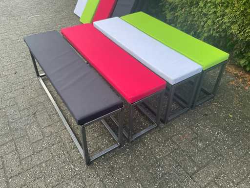 Industriële Bank - voorzien van vier gekleurde zittingen (4x)