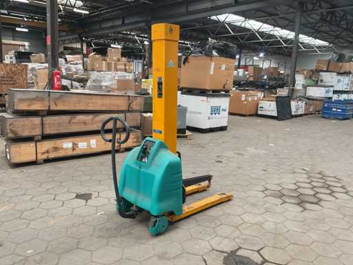 2000 LOC Kleos EB.1000.D Electric Pallet Truck