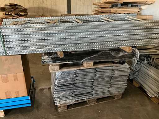Metalsistem - S2 - Legbordstelling 12 meter (250cm hoog)
